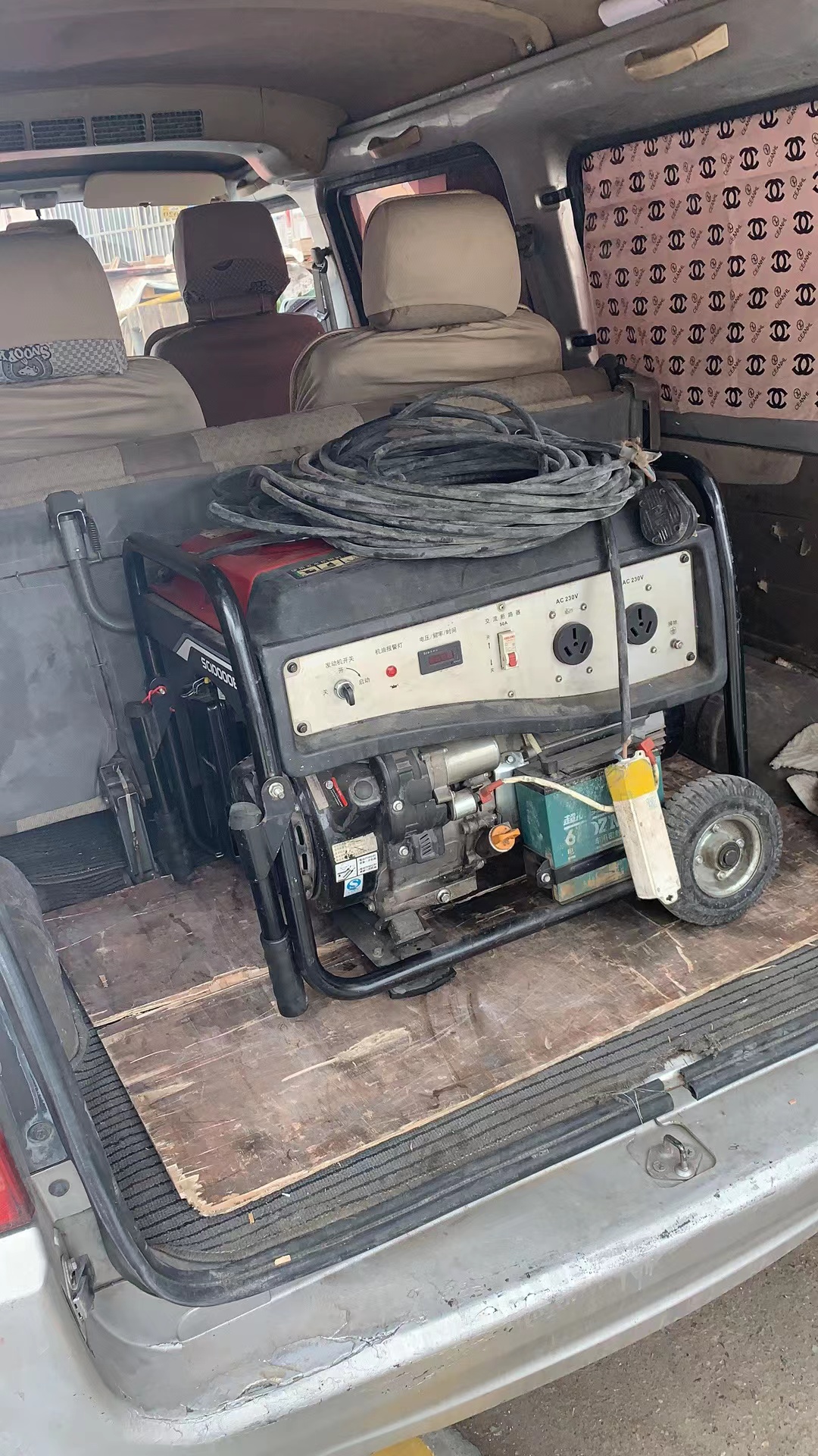 10kw两相220v发电机租赁